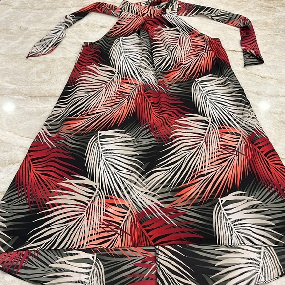 White House Black Market | A-Line Halter Palm Frond Dress | Red Multi | 4 - Picture 3 of 11